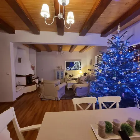 Naszjestwasz Prázdninový dům