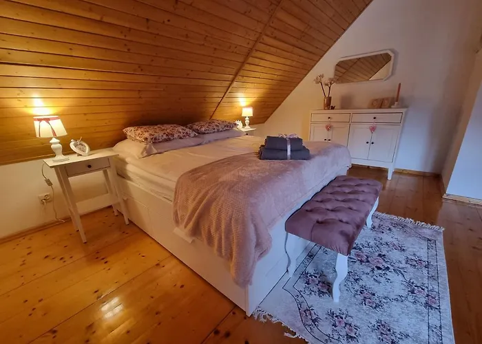 Naszjestwasz Prázdninový dům